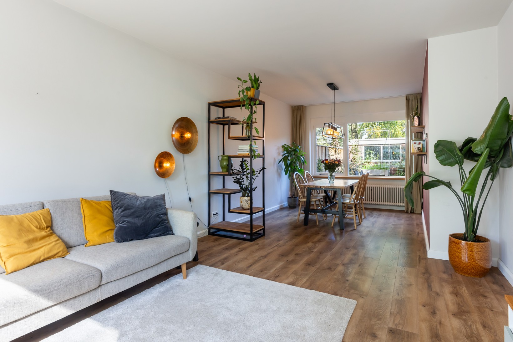 Hoekwoning te koop: Kruizemuntstraat 867, Apeldoorn