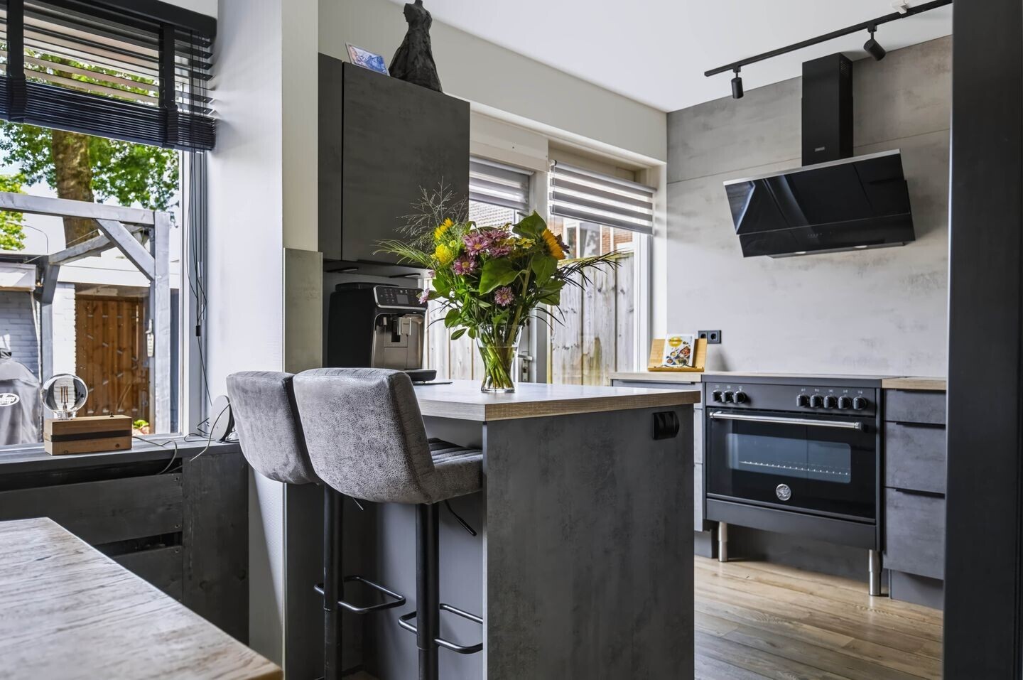 Hoekwoning te koop: Kruizemuntstraat 869, Apeldoorn