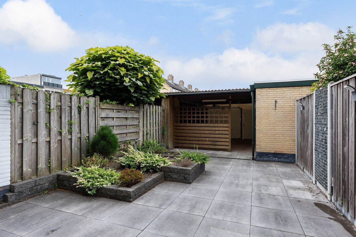Tussenwoning te koop: Lavendelstraat 47, Apeldoorn