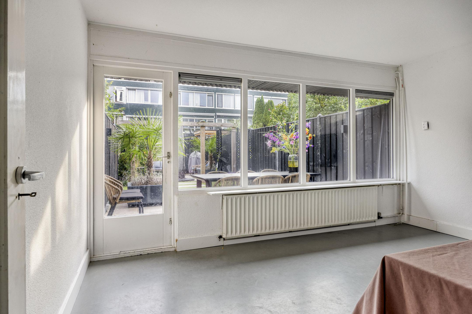 Tussenwoning te koop: Laurierstraat 7, Apeldoorn
