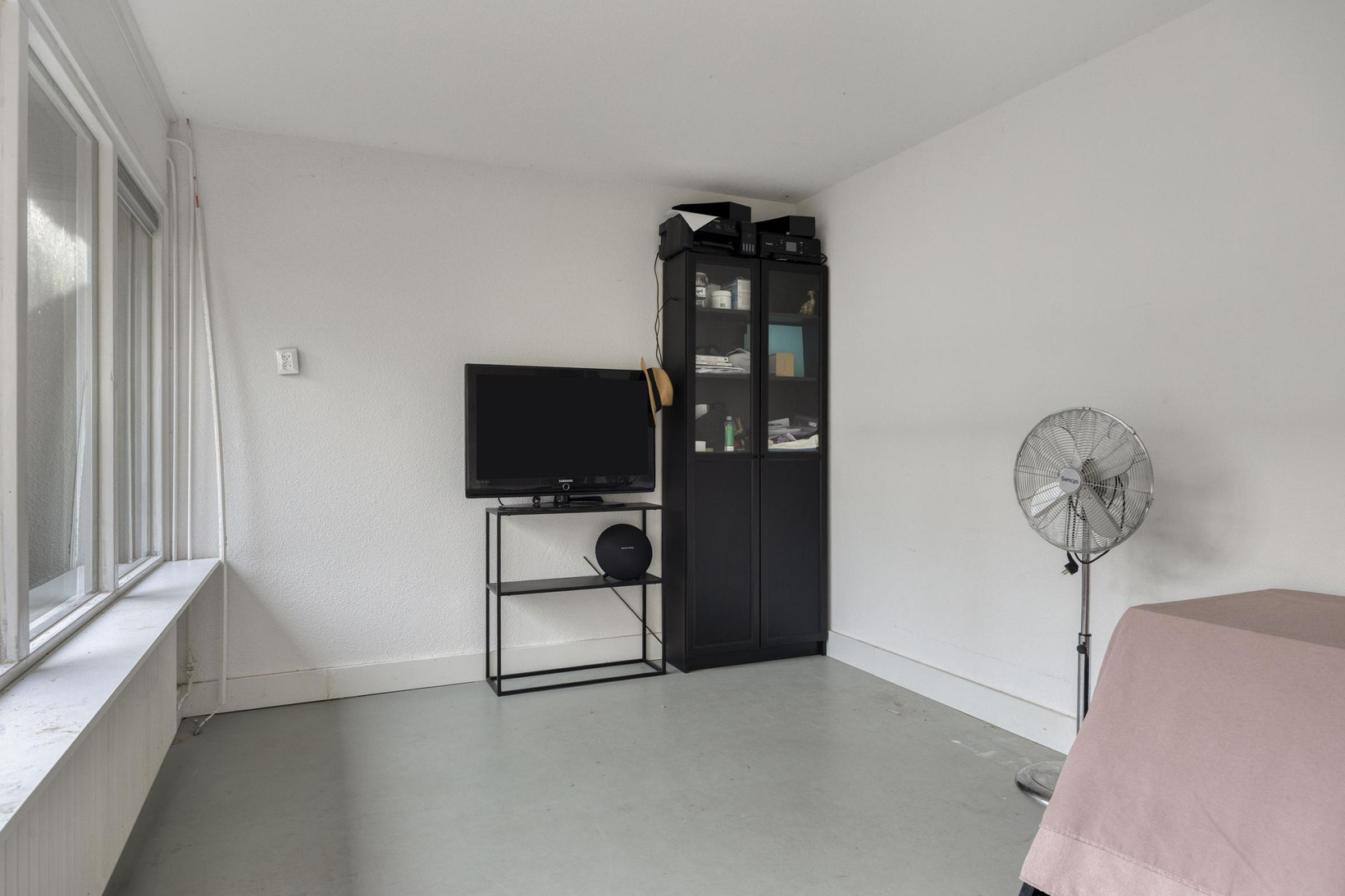 Tussenwoning te koop: Laurierstraat 7, Apeldoorn