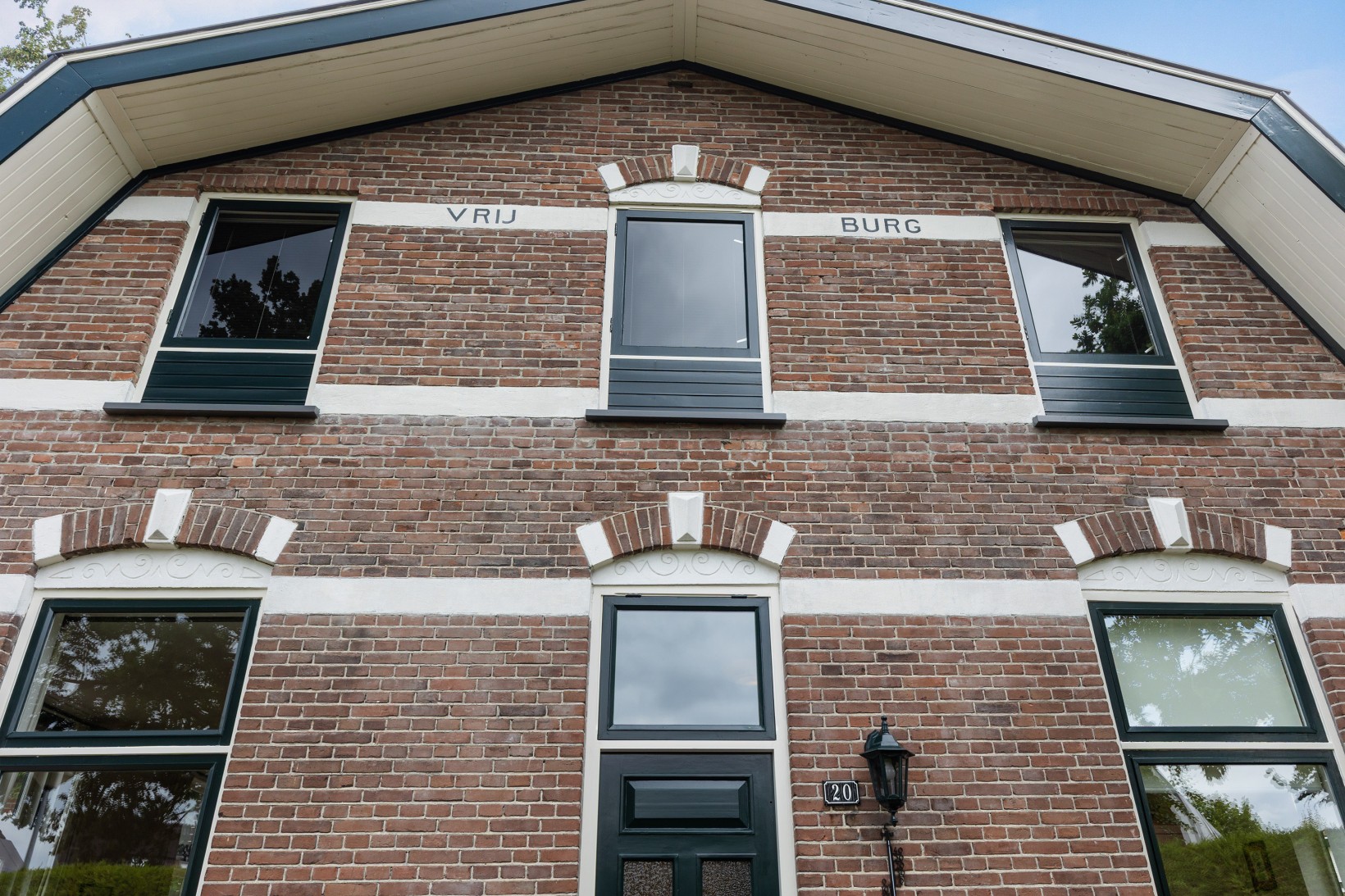 Twee-onder-één-kap te koop: Aalbessenlaan 20, Apeldoorn