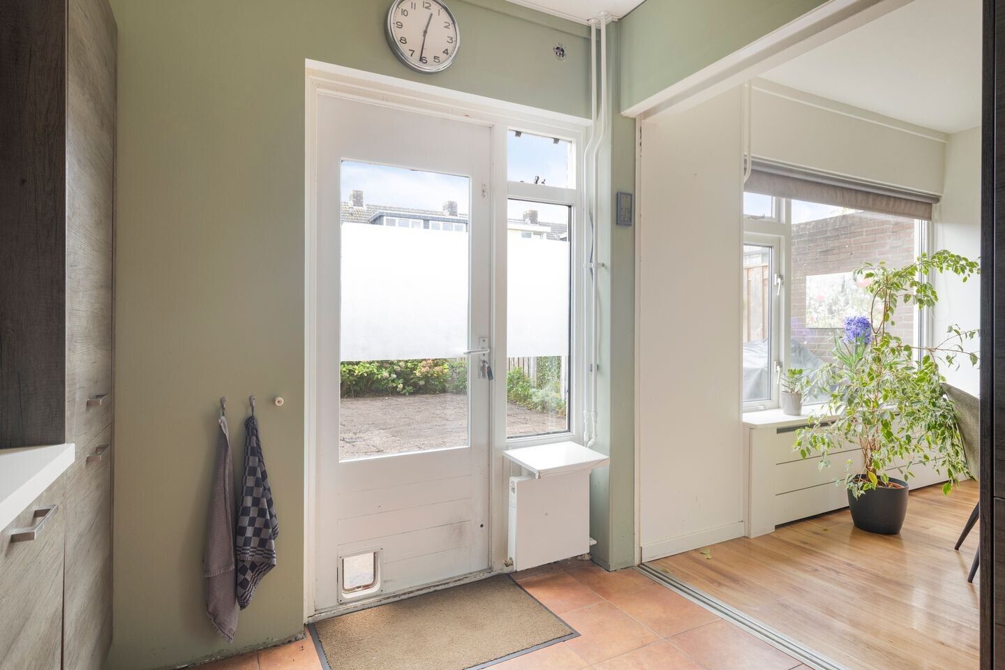 Tussenwoning te koop: Rousseaustraat 4, Apeldoorn