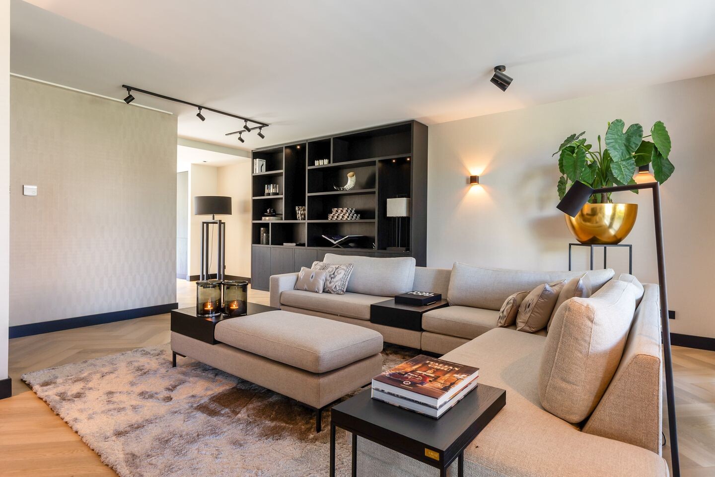 Twee-onder-één-kap te koop: Nijbroekseweg 28B, Apeldoorn