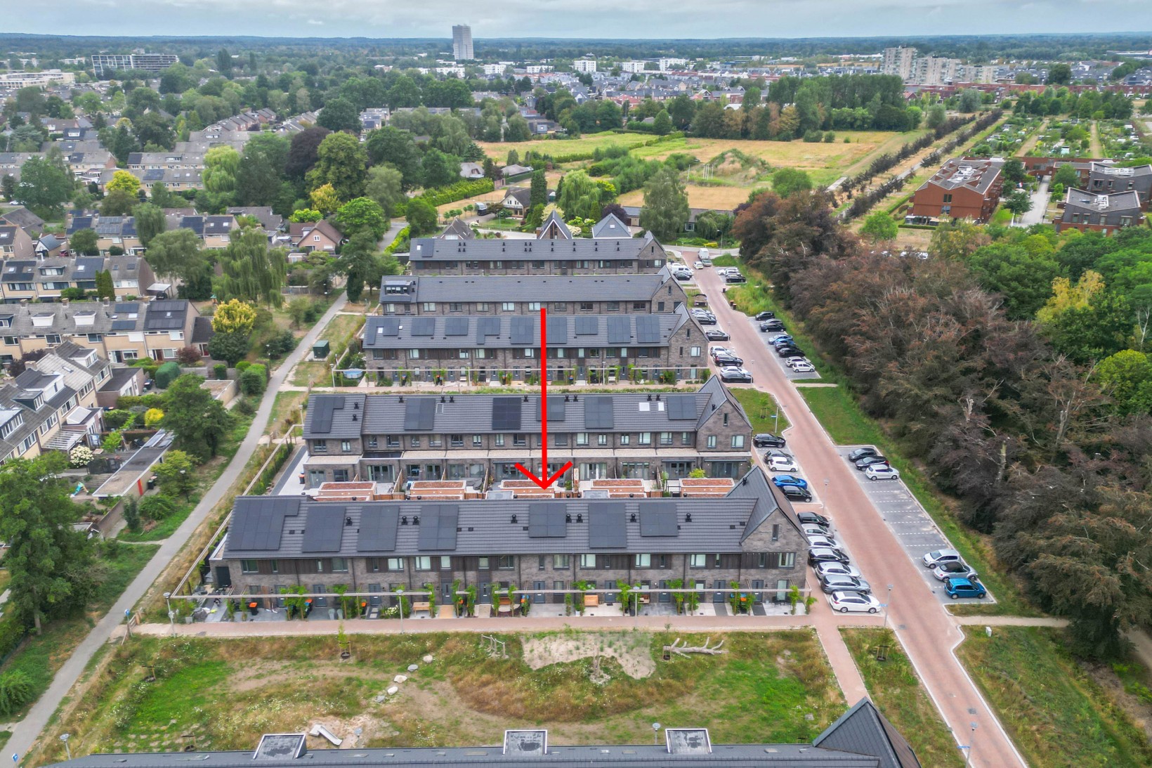 Tussenwoning te koop: Hohenheimstraat 96, Apeldoorn