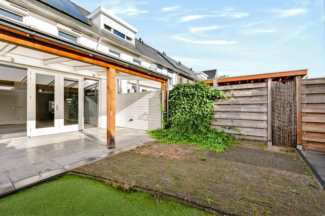 Tussenwoning te koop: Sarabandeplein 58, Apeldoorn