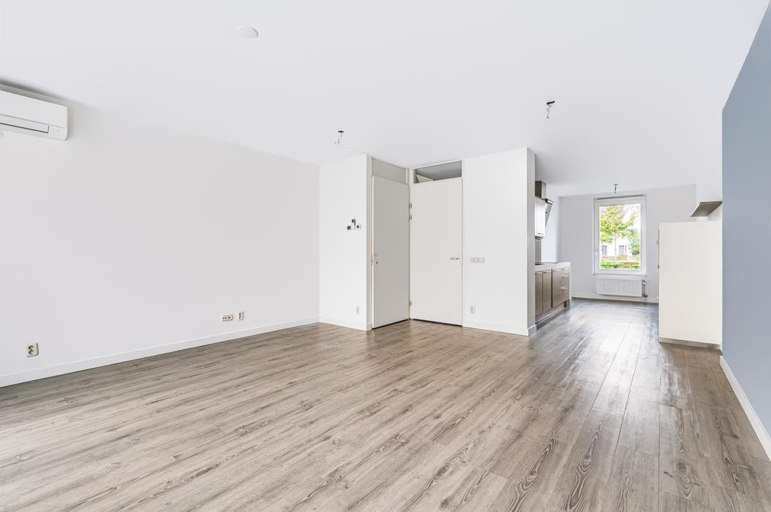 Tussenwoning te koop: Sarabandeplein 58, Apeldoorn