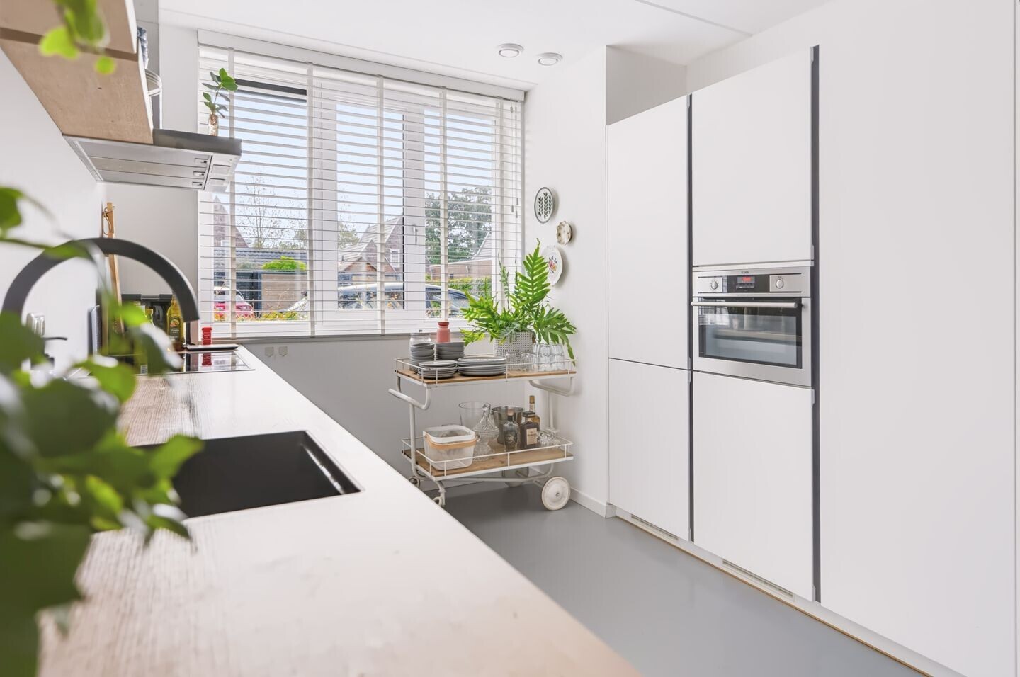 Tussenwoning te koop: Hazenleger 33, Apeldoorn