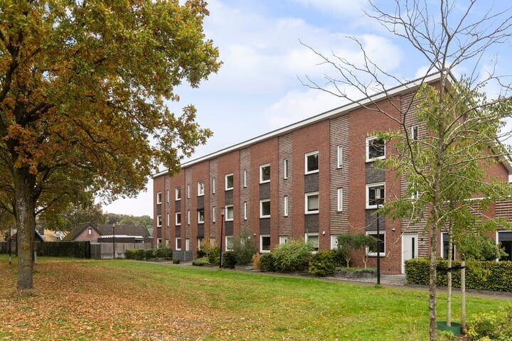 Tussenwoning te koop: Vosweide 58, Apeldoorn
