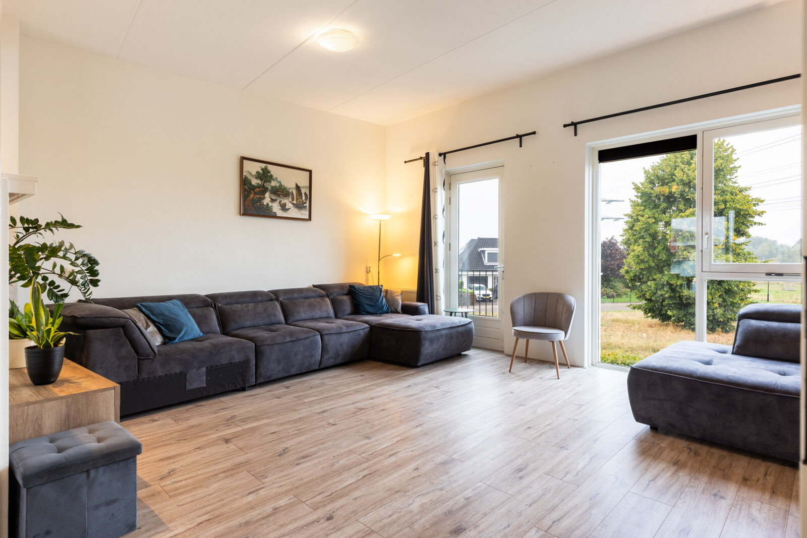 Tussenwoning te koop: De Burcht 32, Apeldoorn