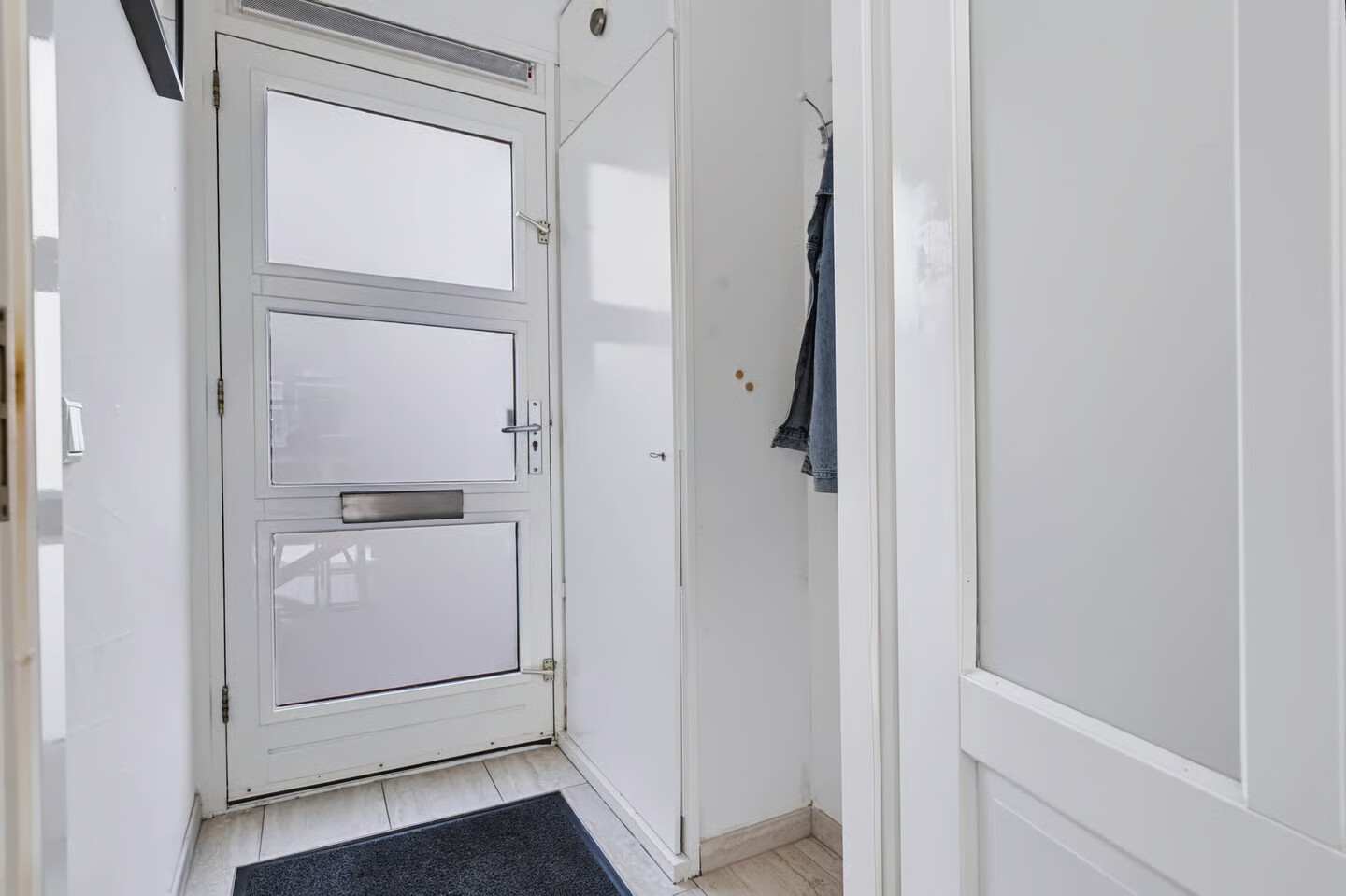 Tussenwoning te koop: Mergelland 32, Apeldoorn