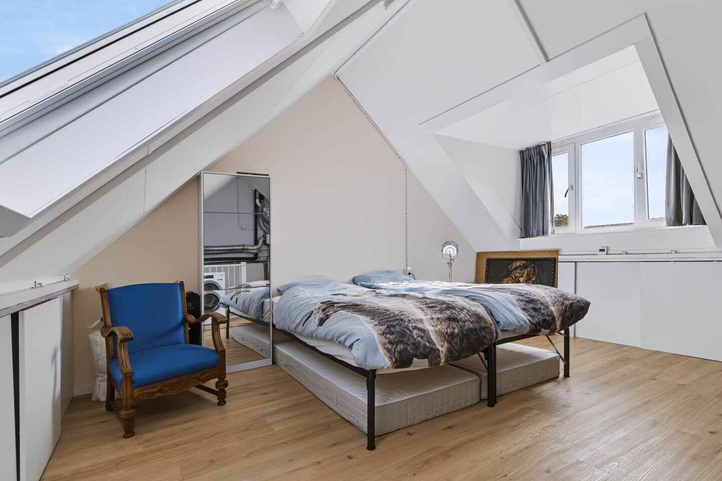 Tussenwoning te koop: Mergelland 32, Apeldoorn