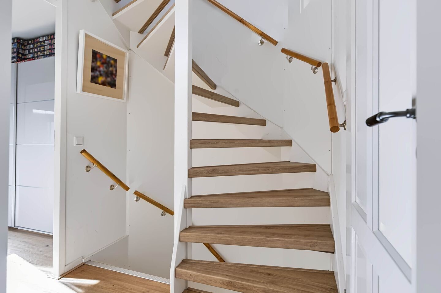 Tussenwoning te koop: Mergelland 32, Apeldoorn