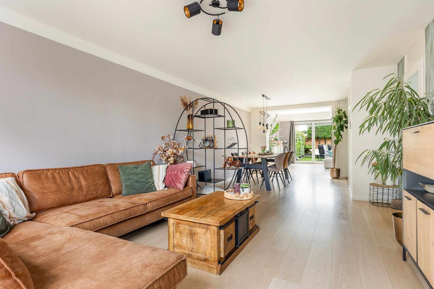 Tussenwoning te koop: Ommeland 6, Apeldoorn