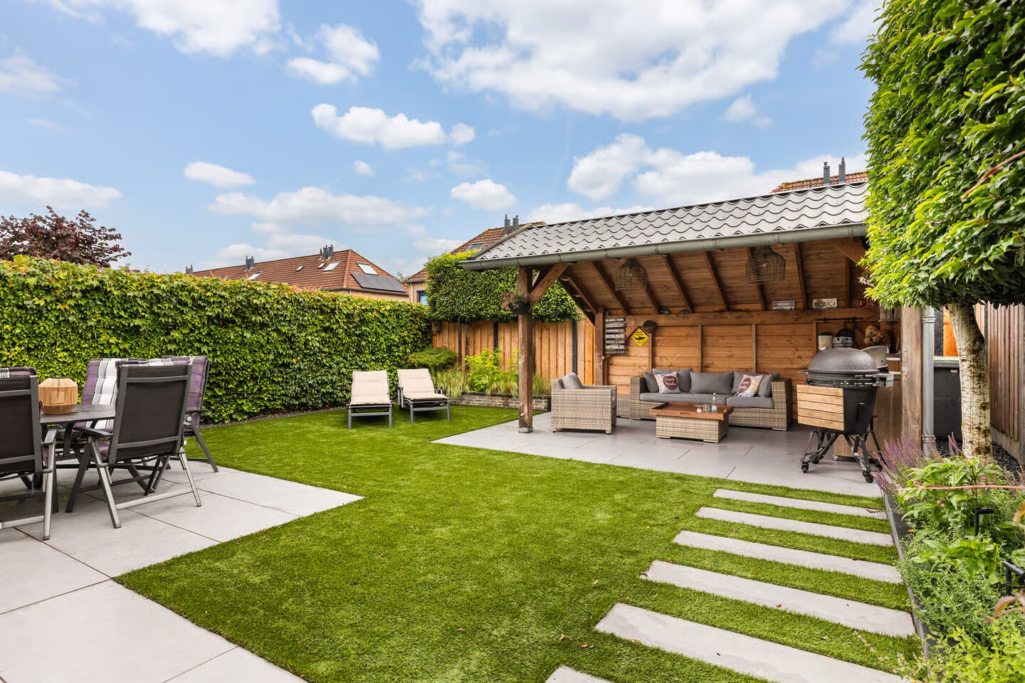 Tussenwoning te koop: Ommeland 6, Apeldoorn