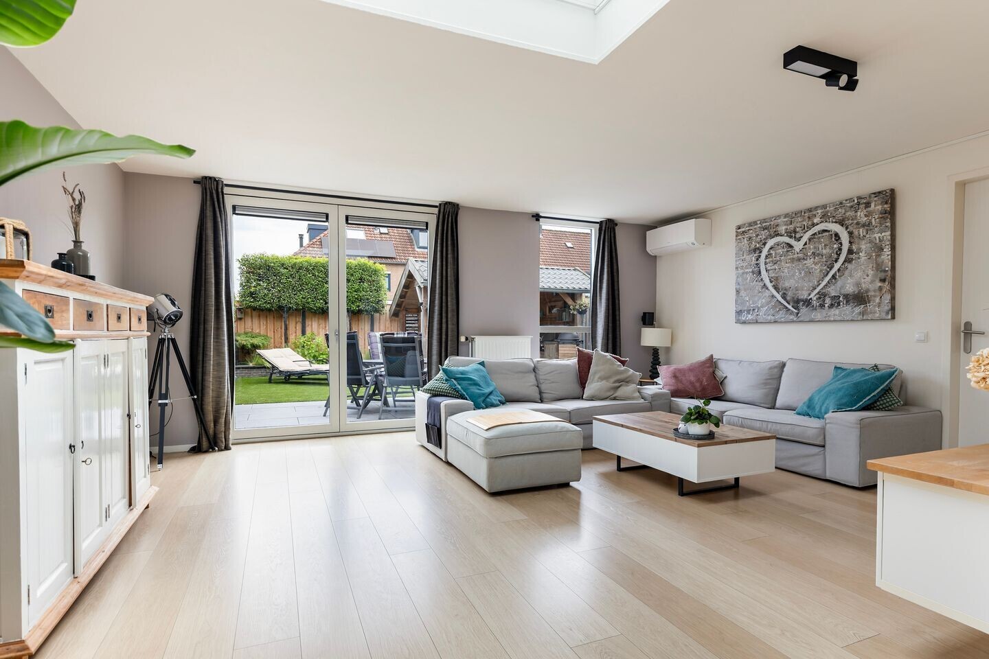Tussenwoning te koop: Ommeland 6, Apeldoorn
