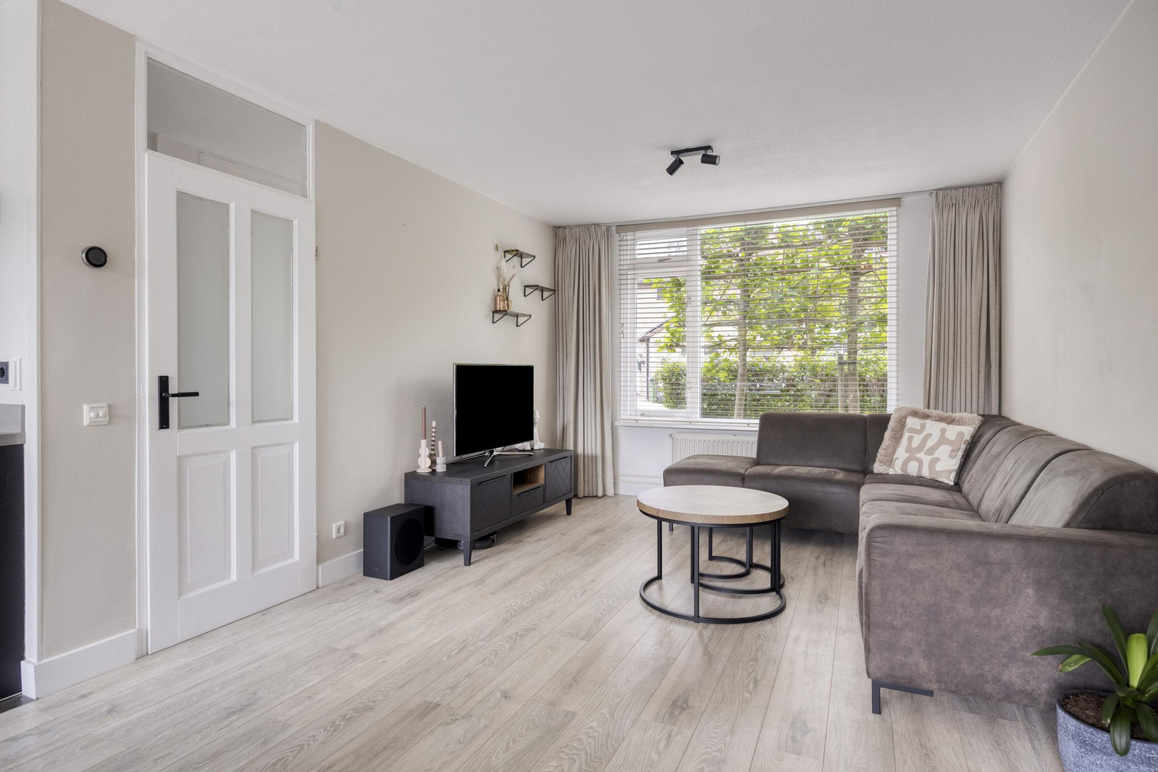 Tussenwoning te koop: Turfstekershoeve 103, Apeldoorn