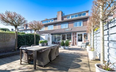 Waagmeester. 214