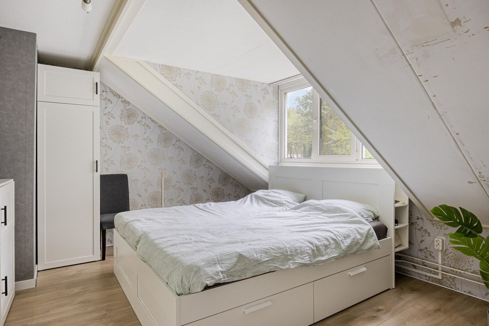 Tussenwoning te koop: Beiaardiershoeve 7, Apeldoorn