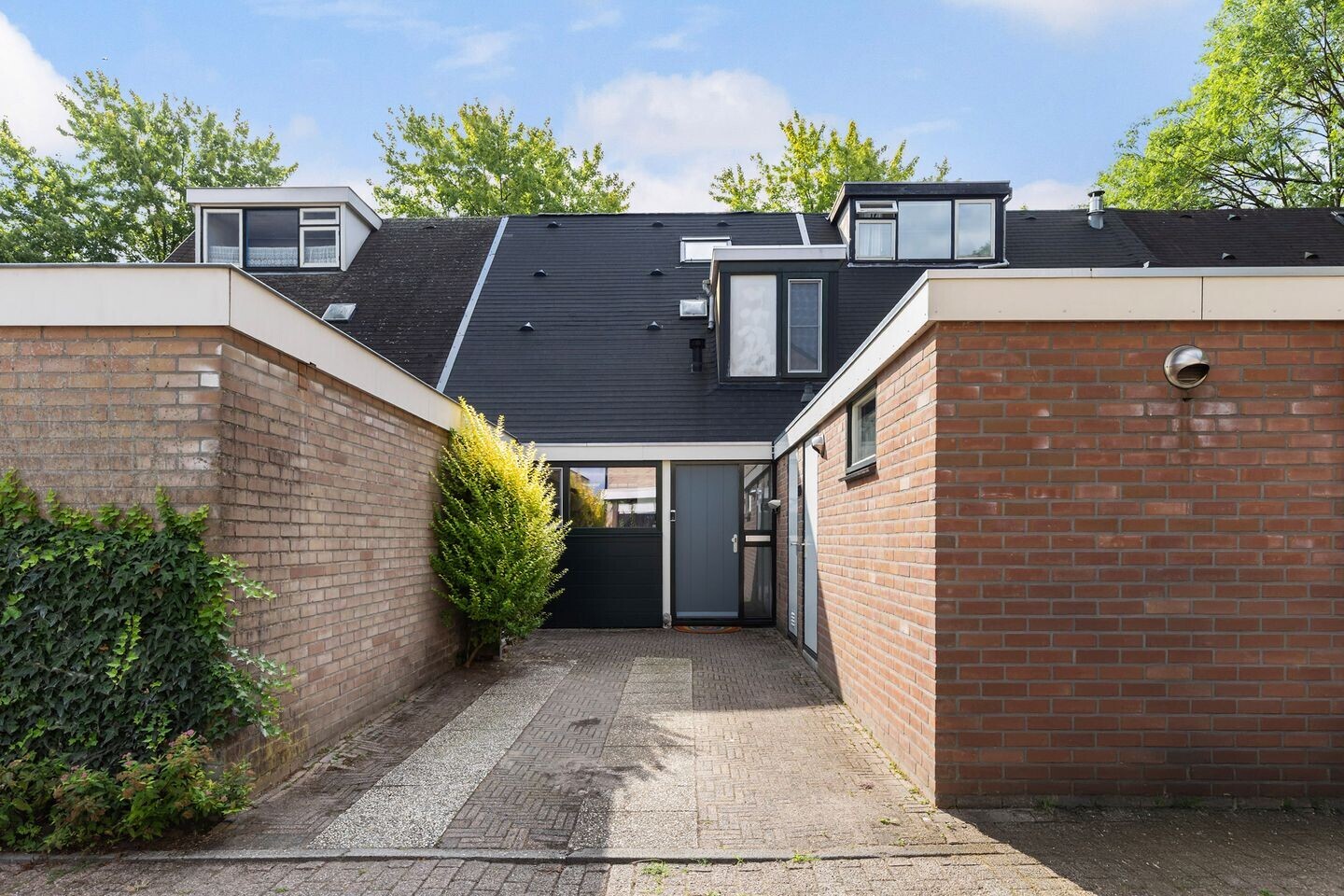 Tussenwoning te koop: Poortersveld 110, Apeldoorn