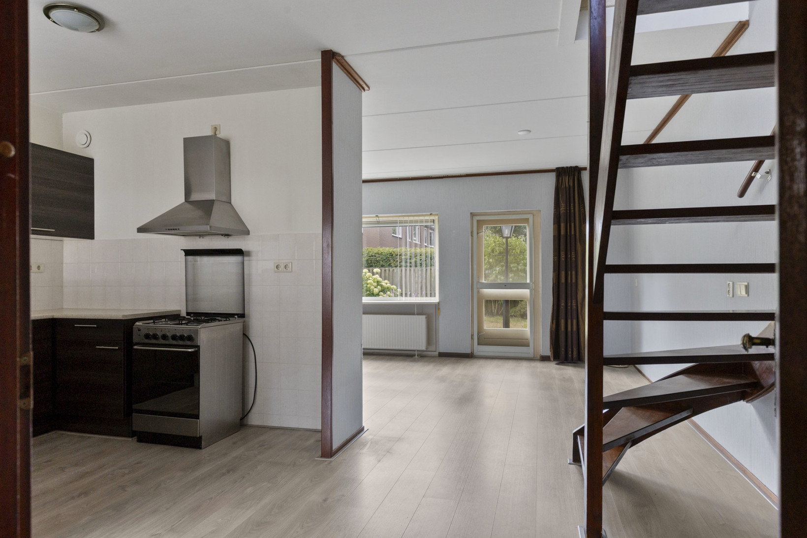Hoekwoning te koop: Schepenenveld 201, Apeldoorn