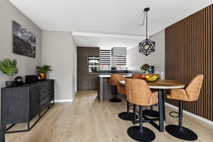 Tussenwoning te koop: Holtrichtersveld 736, Apeldoorn