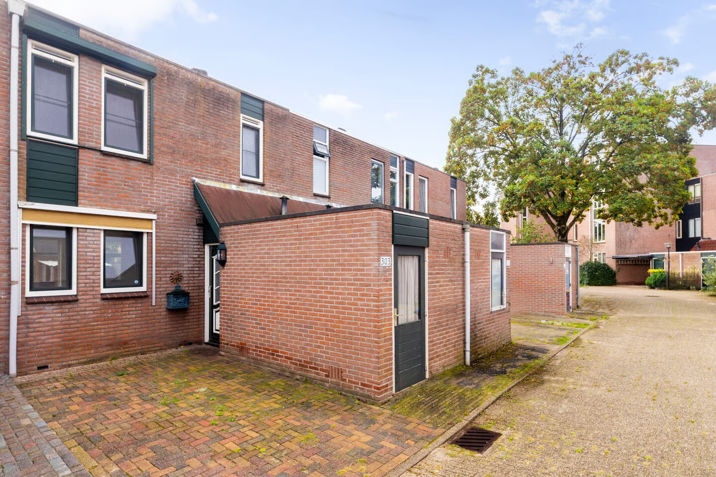 Tussenwoning te koop: Boswachtersveld 303, Apeldoorn