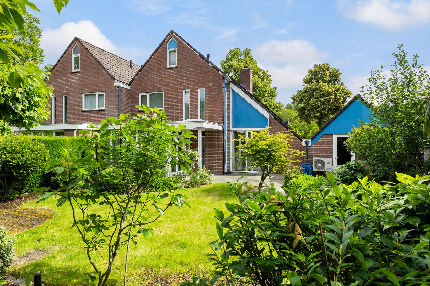 Tussenwoning te koop: Elegastgaarde 114, Apeldoorn
