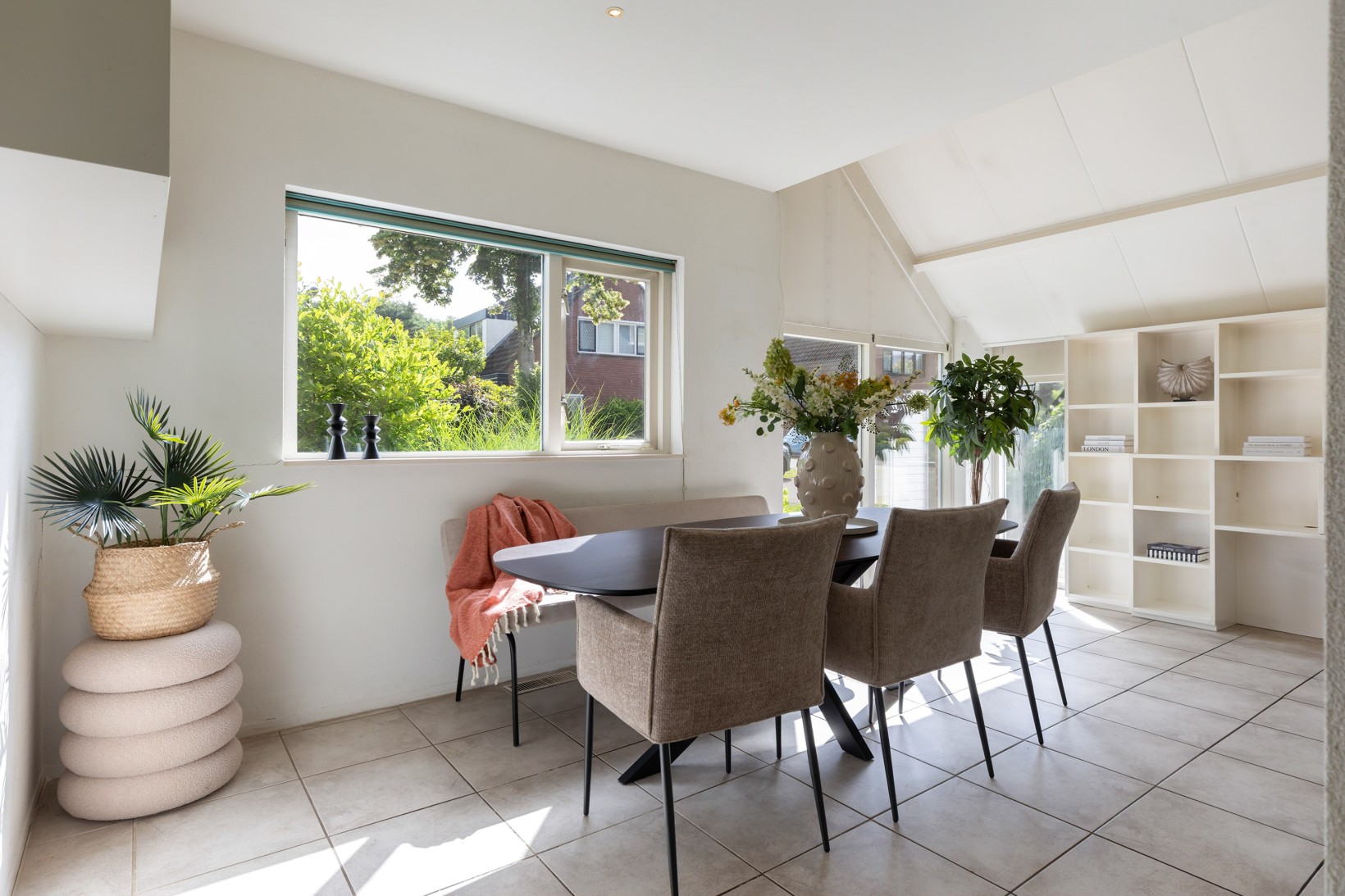 Tussenwoning te koop: Elegastgaarde 114, Apeldoorn