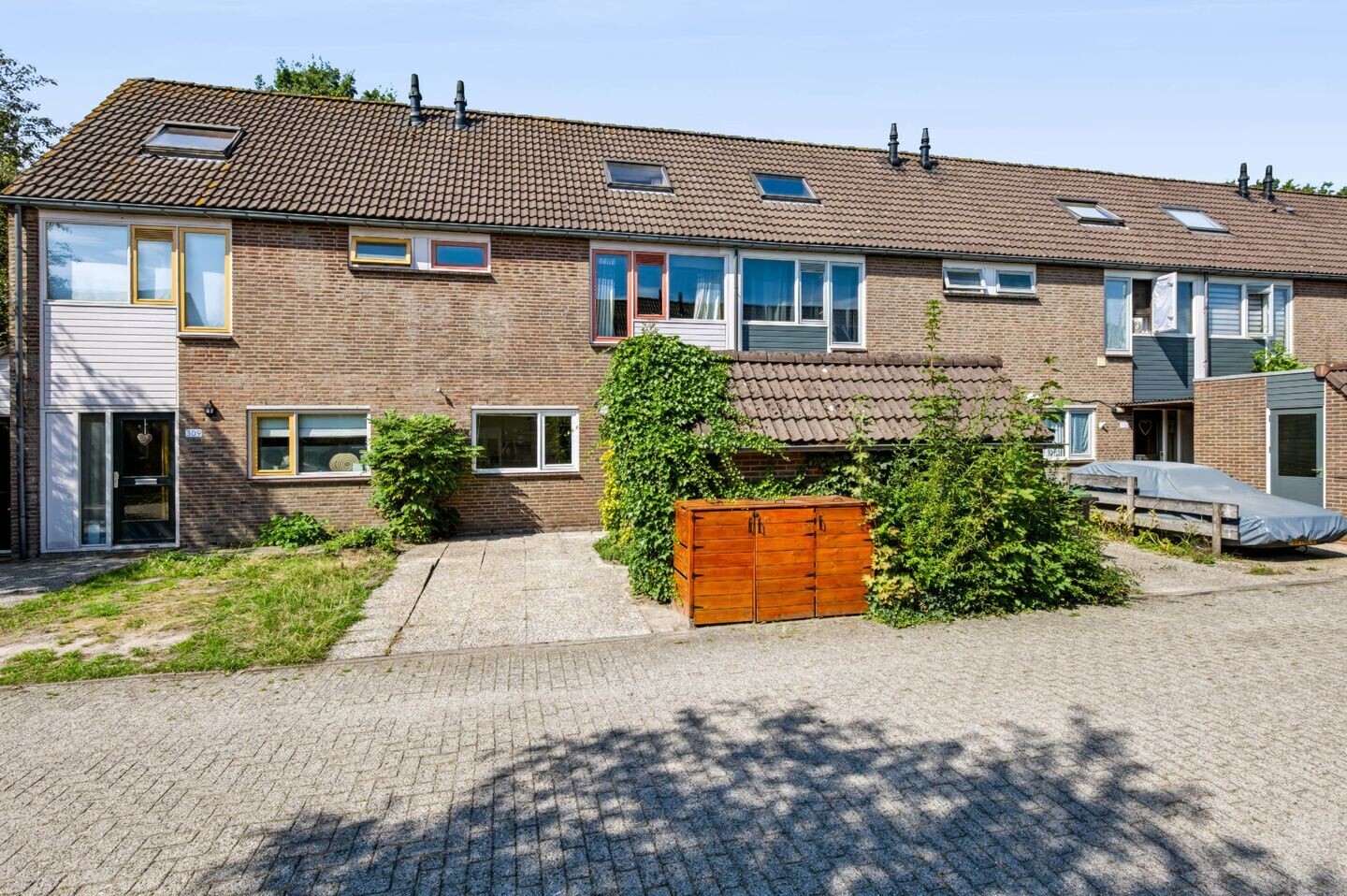 Tussenwoning te koop: Gijsbrechtgaarde 308, Apeldoorn