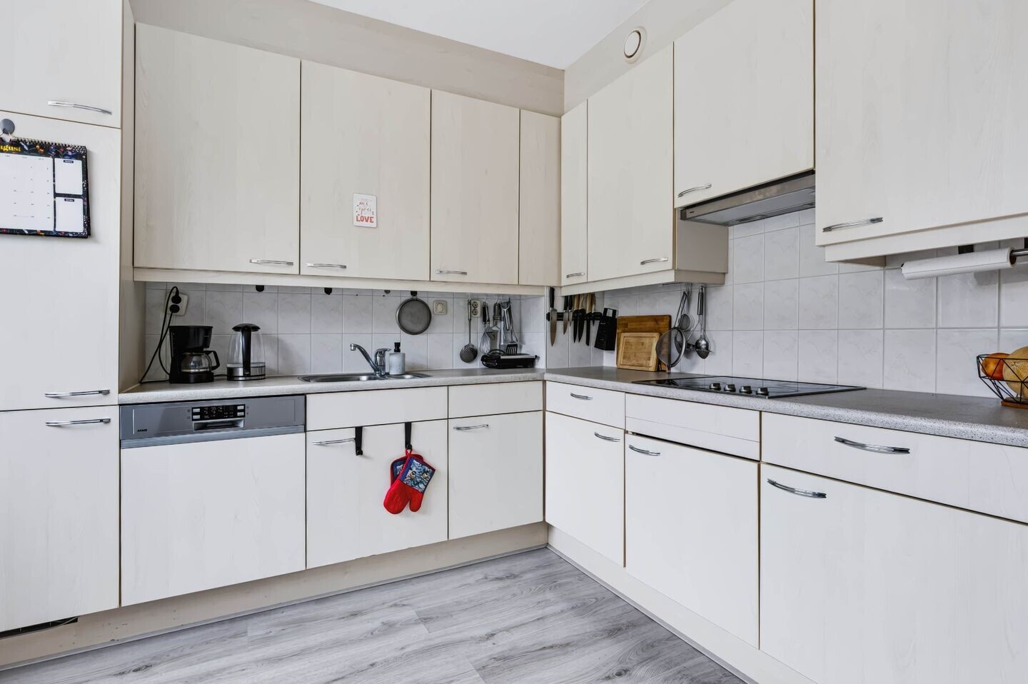 Tussenwoning te koop: Gijsbrechtgaarde 308, Apeldoorn