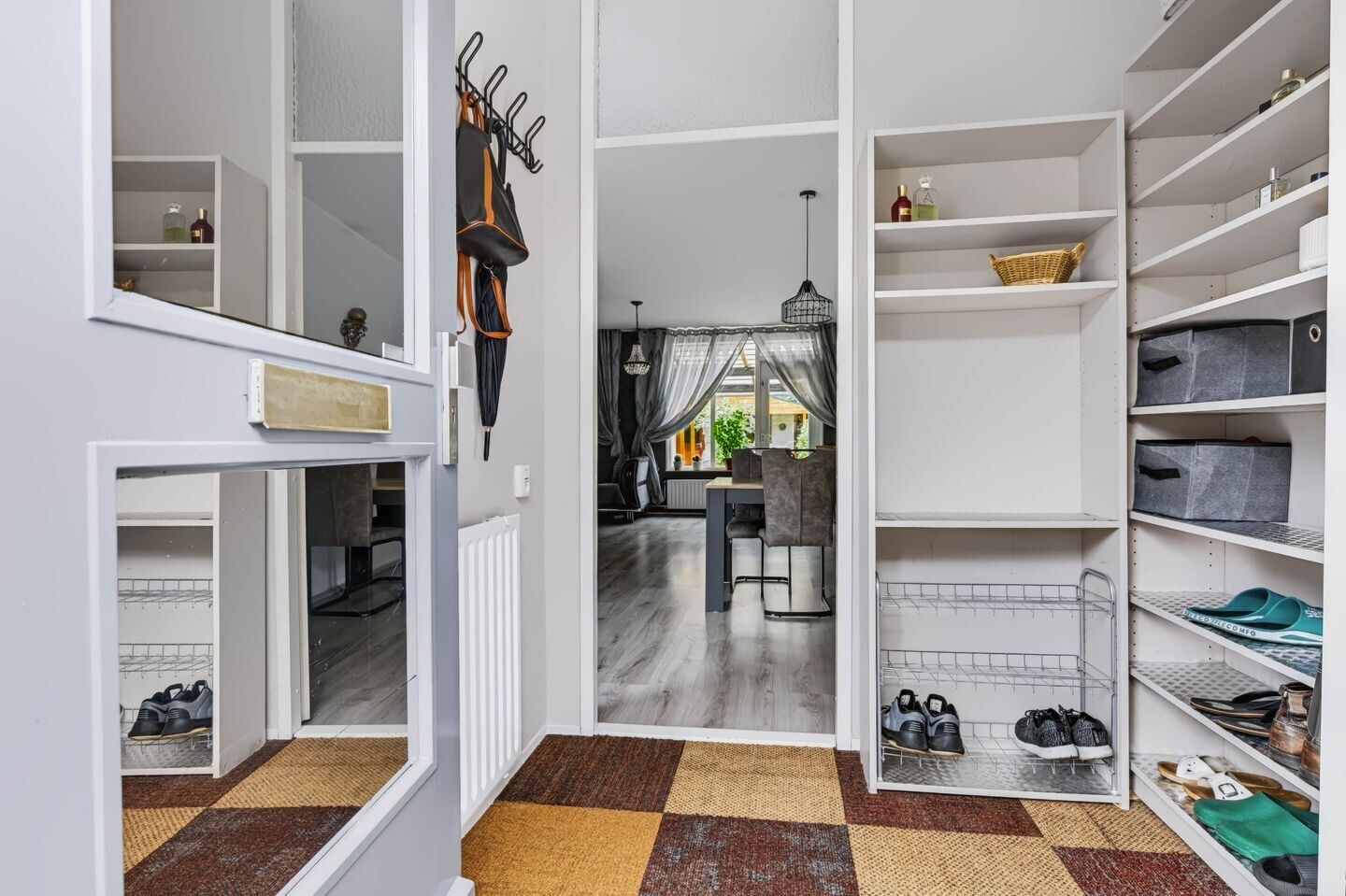 Tussenwoning te koop: Gijsbrechtgaarde 308, Apeldoorn