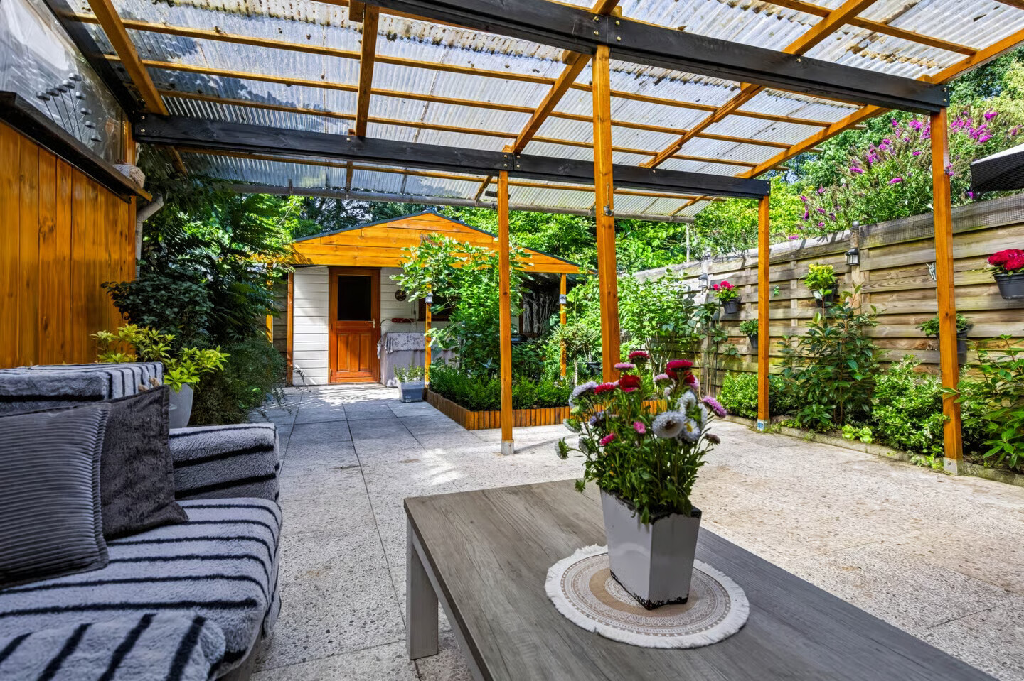 Tussenwoning te koop: Gijsbrechtgaarde 308, Apeldoorn