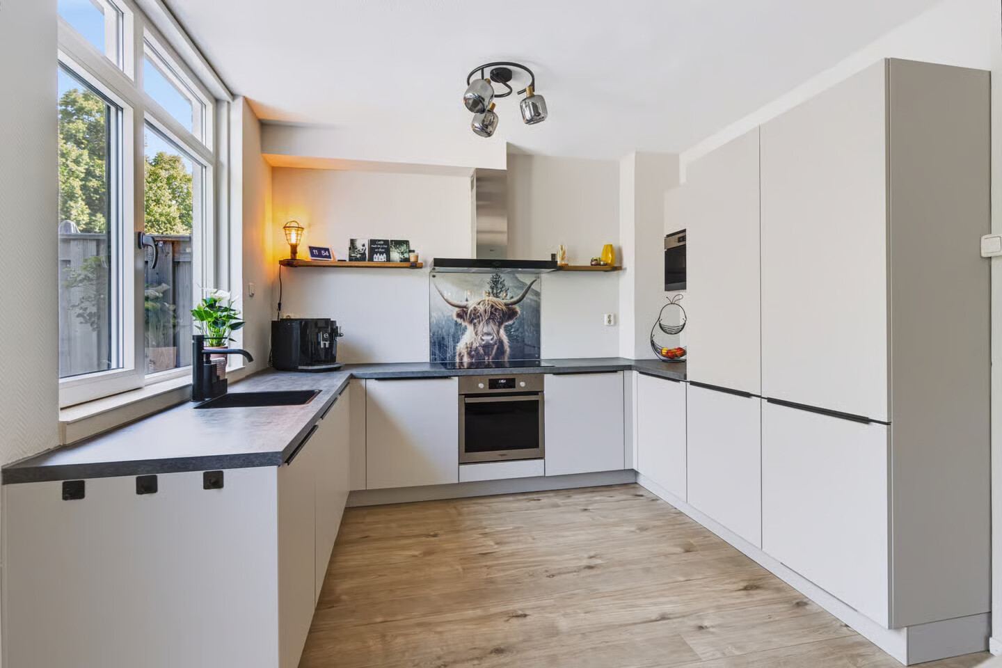Tussenwoning te koop: Jaromirgaarde 114, Apeldoorn