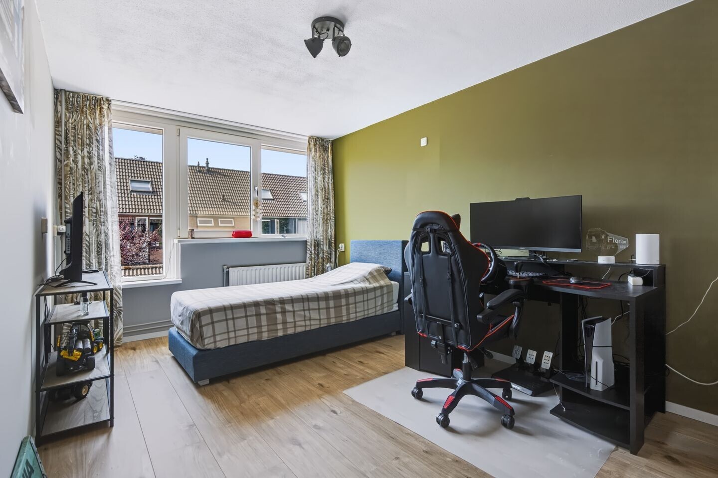 Tussenwoning te koop: Jaromirgaarde 114, Apeldoorn