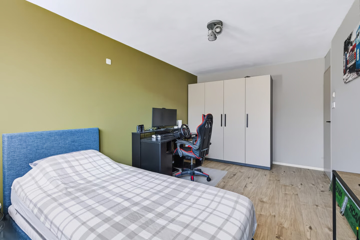 Tussenwoning te koop: Jaromirgaarde 114, Apeldoorn