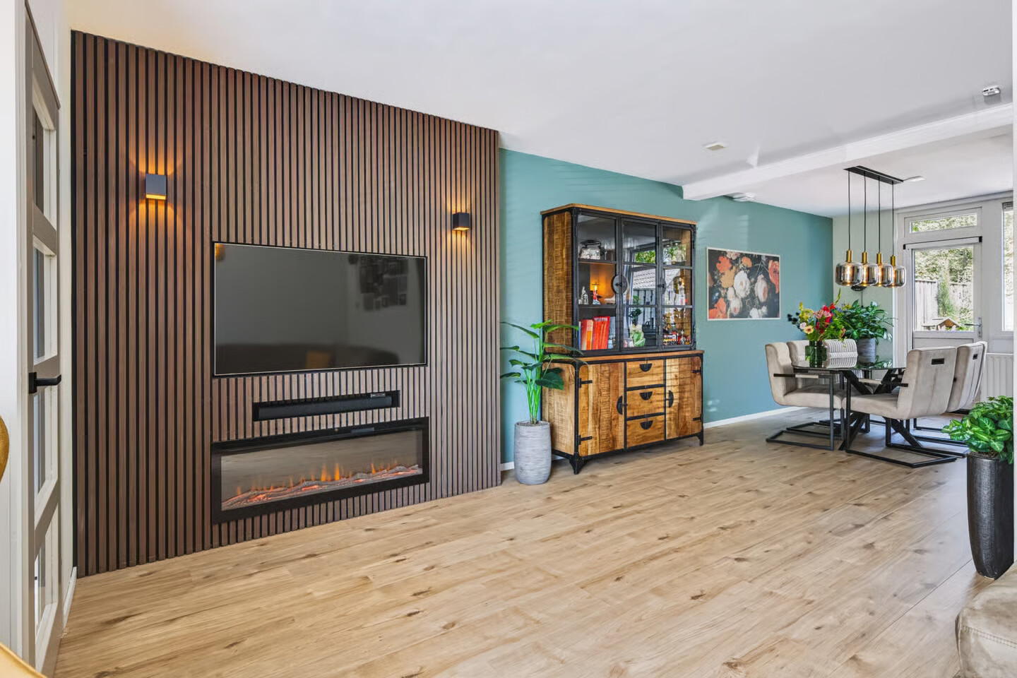 Tussenwoning te koop: Jaromirgaarde 114, Apeldoorn