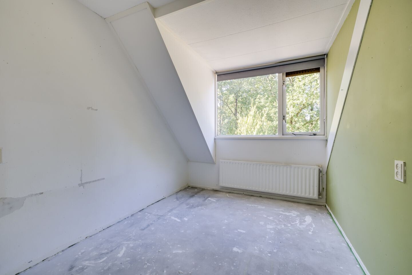 Tussenwoning te koop: Jaromirgaarde 420, Apeldoorn