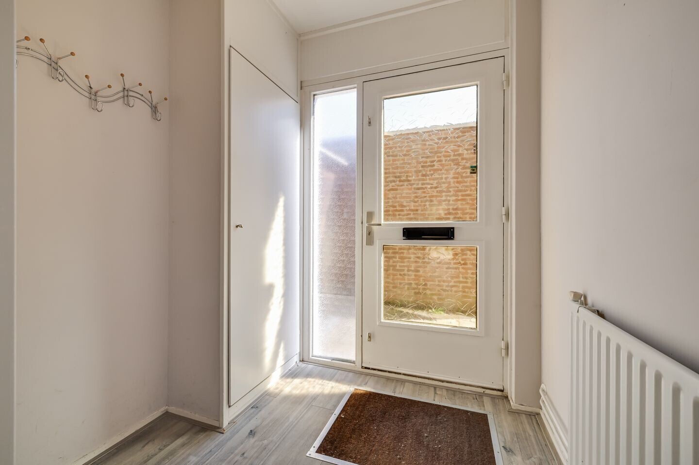 Tussenwoning te koop: Jaromirgaarde 420, Apeldoorn