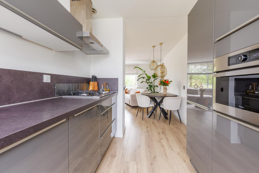 Tussenwoning te koop: Spadelaan 60, Apeldoorn
