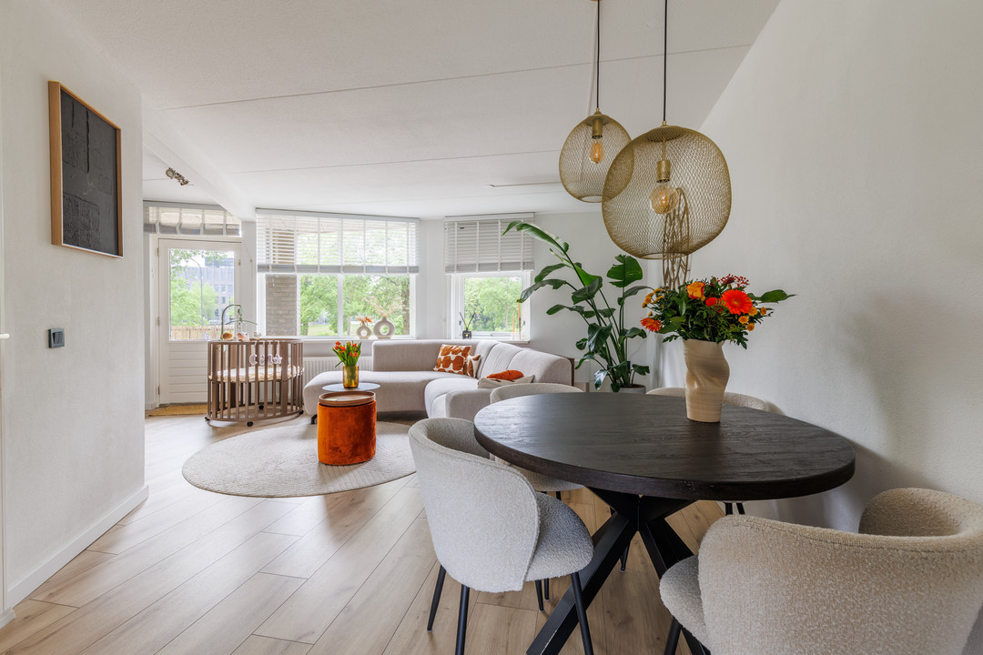 Tussenwoning te koop: Spadelaan 60, Apeldoorn