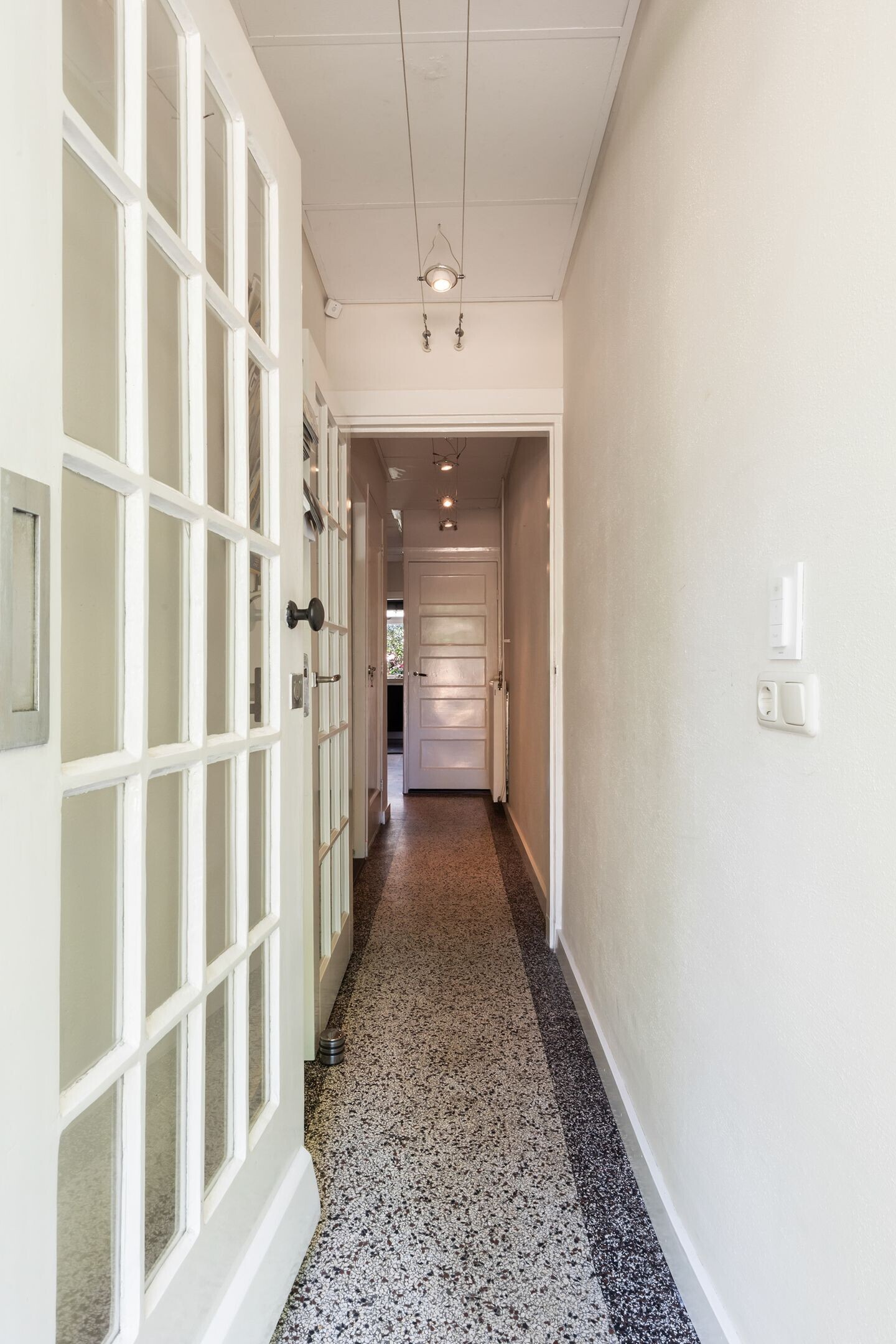 Twee-onder-één-kap te koop: Arnhemseweg 47, Apeldoorn