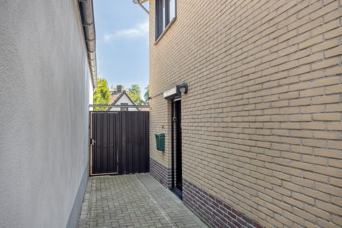 Vrijstaande woning te koop: Arnhemseweg 115, Apeldoorn