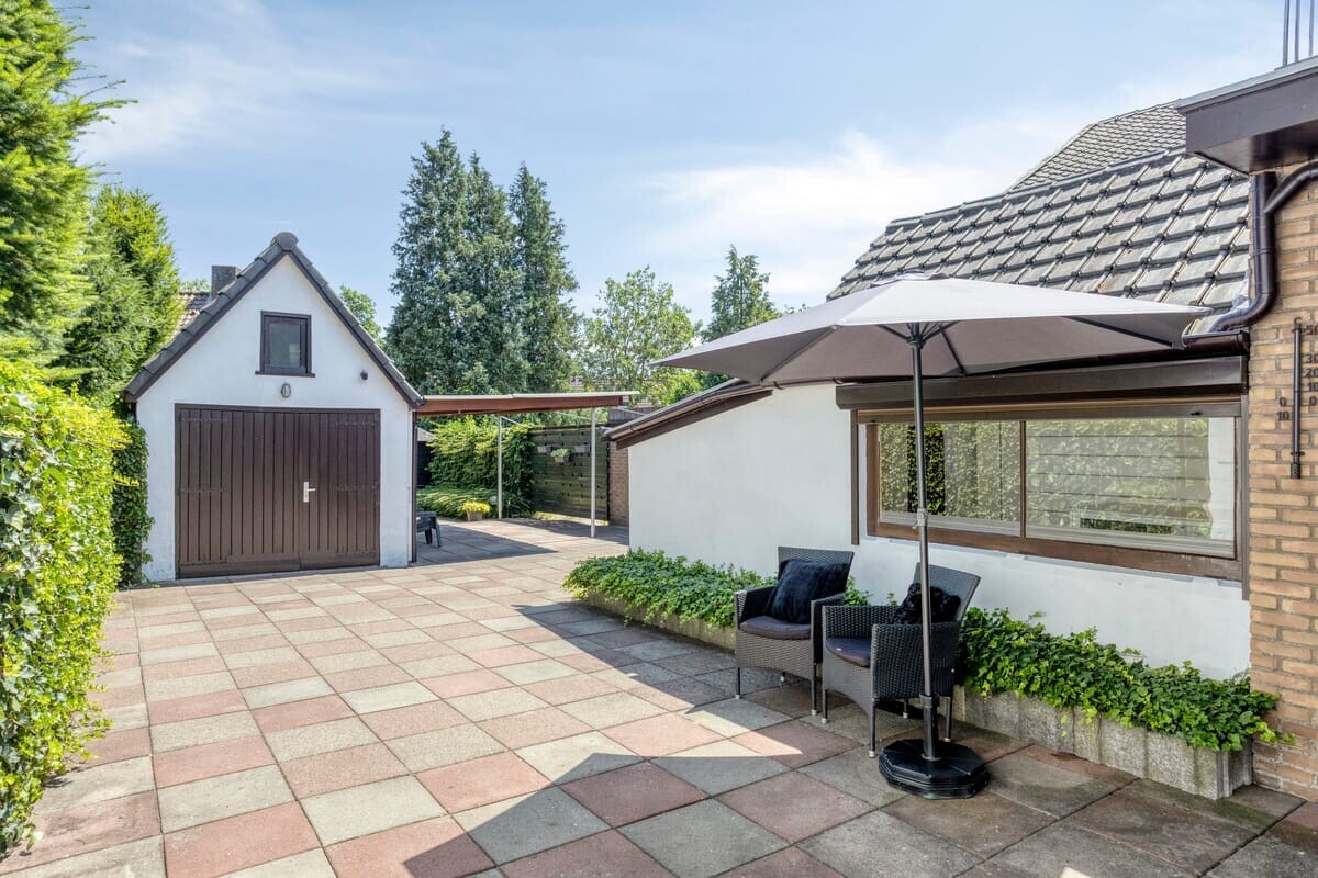 Vrijstaande woning te koop: Arnhemseweg 115, Apeldoorn