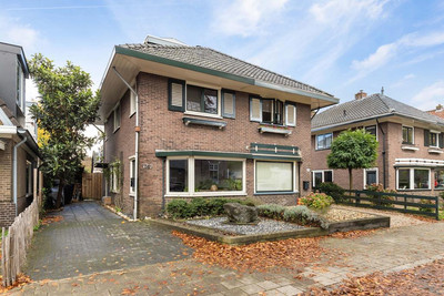 1e Wormense. 129