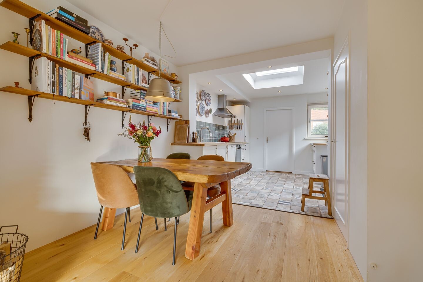 Twee-onder-één-kap te koop: Thorbeckestraat 47, Apeldoorn