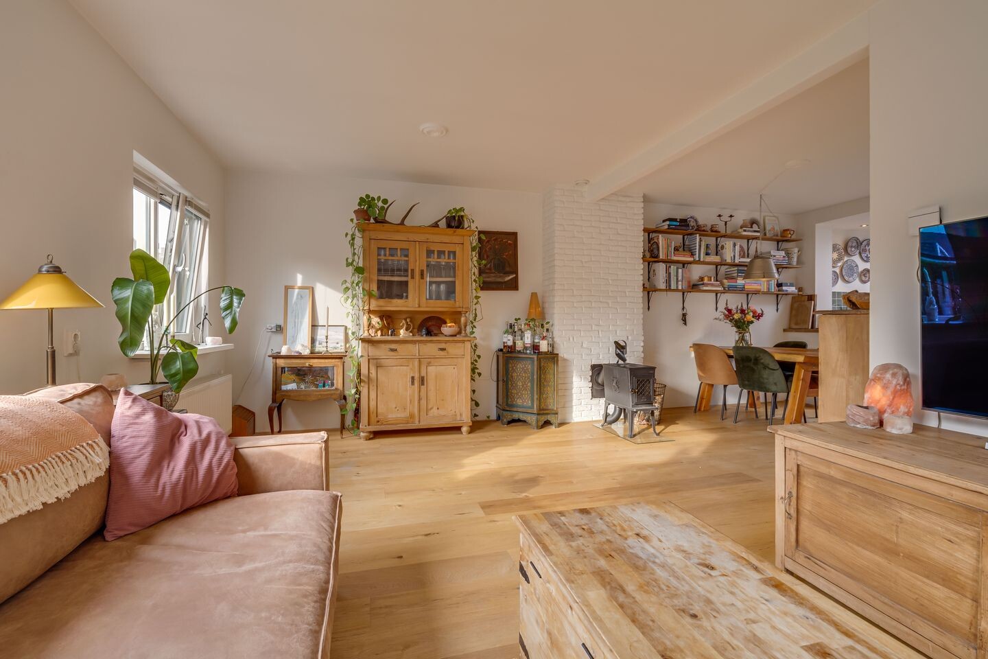 Twee-onder-één-kap te koop: Thorbeckestraat 47, Apeldoorn