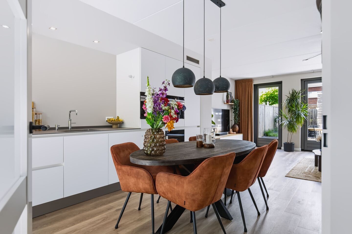Tussenwoning te koop: Vogelvlucht 25, Apeldoorn