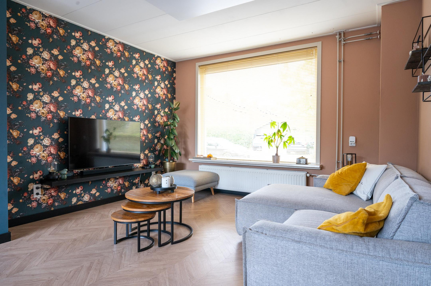 Hoekwoning te koop: Bachlaan 2, Apeldoorn