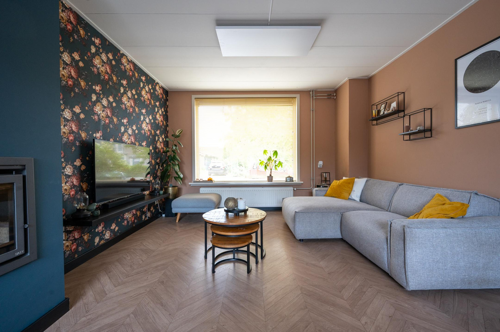 Hoekwoning te koop: Bachlaan 2, Apeldoorn